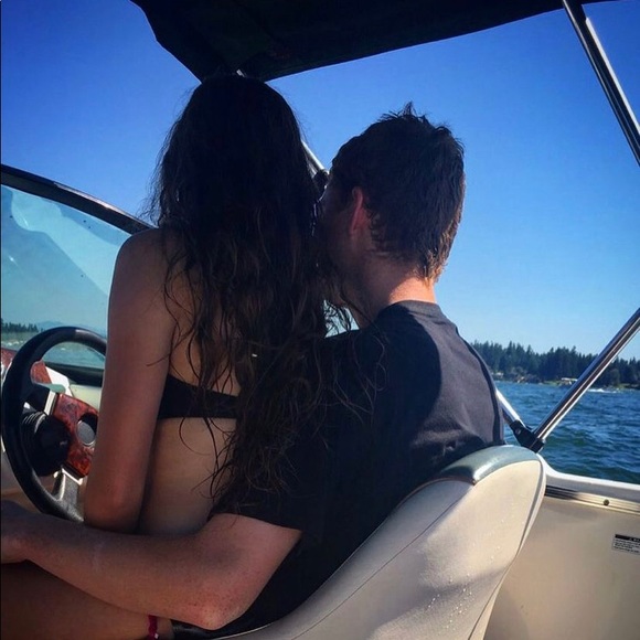 Meet your Posher, Olivia - Picture 1 of 1